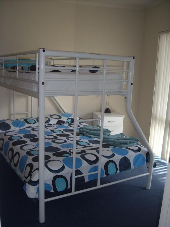 Beaches Apartments Merimbula Quarto foto